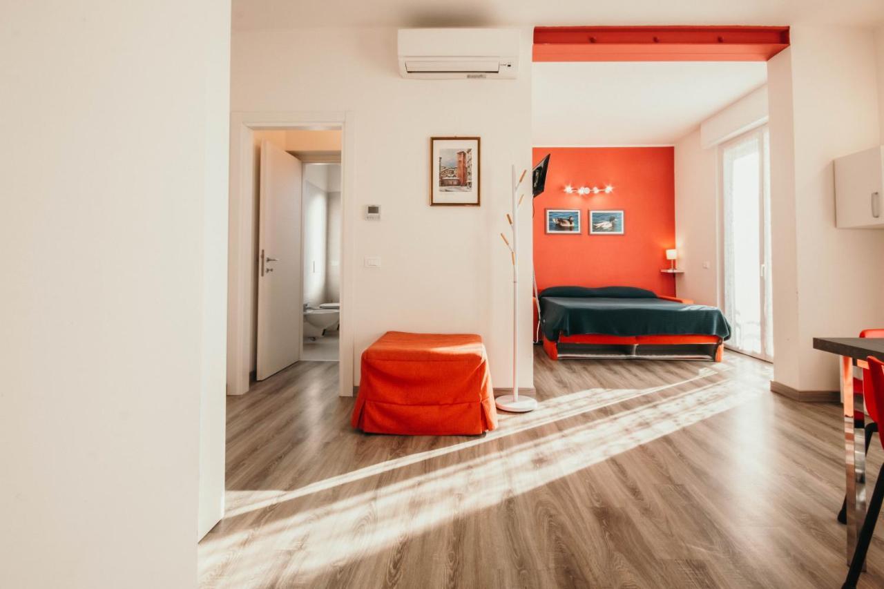 Al 13 Rosso - Lakeside Leisure & Business Стреза Экстерьер фото